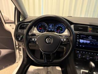 VOLKSWAGEN Golf Variant usata, con Boardcomputer