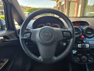 OPEL Corsa usata 32
