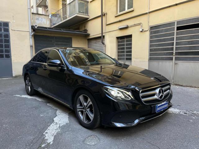 MERCEDES-BENZ E 200 usata, con Airbag