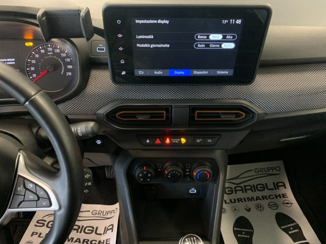 DACIA Sandero usata, con Luci diurne LED