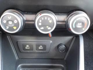 DACIA Duster usata, con Luci diurne