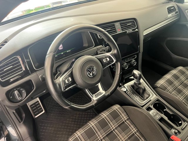 VOLKSWAGEN Golf GTD usata, con Autoradio