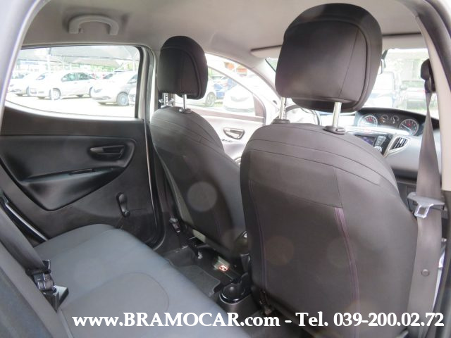LANCIA Ypsilon usata, con Monitoraggio pressione pneumatici