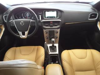 VOLVO V40 usata, con Controllo trazione