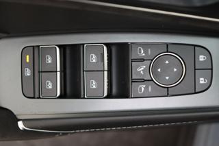 NISSAN Qashqai usata, con Regolazione elettrica sedili
