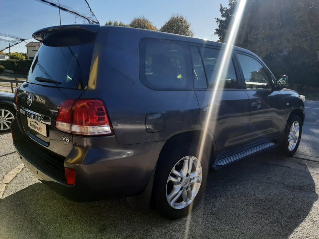 TOYOTA Land Cruiser usata, con Chiusura centralizzata