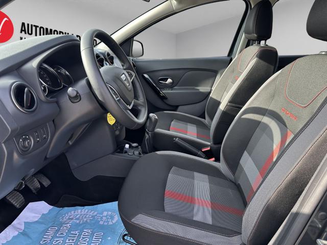 DACIA Sandero usata, con Autoradio