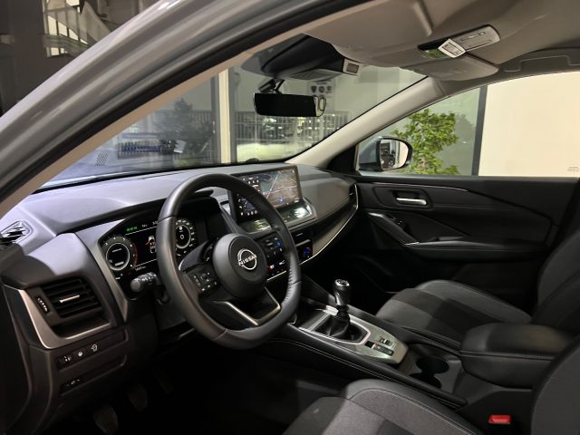NISSAN Qashqai usata, con Touch screen