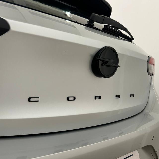 OPEL Corsa usata, con Sensori di parcheggio anteriori