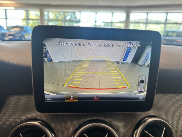 MERCEDES-BENZ GLA 200 usata, con Sistema di navigazione