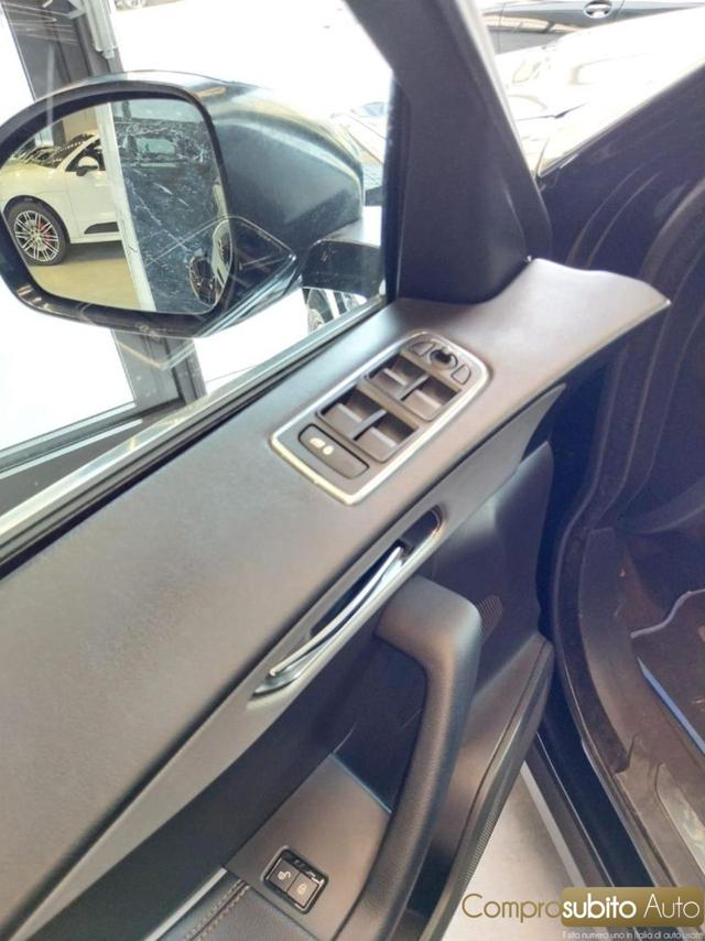 JAGUAR F-Pace usata, con Interni in pelle