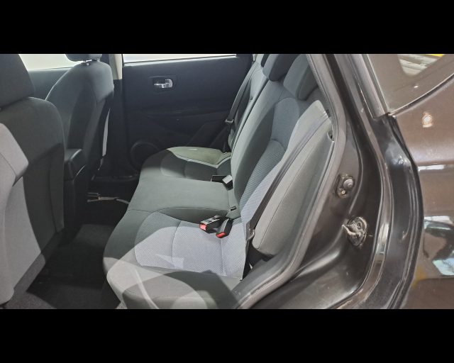 NISSAN Qashqai usata 32