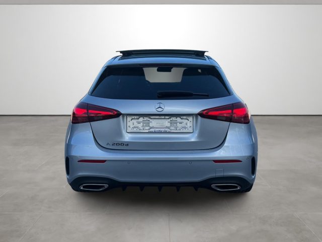 MERCEDES-BENZ A 200 usata, con Cerchi in lega