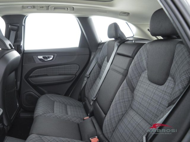 VOLVO XC60 usata 9