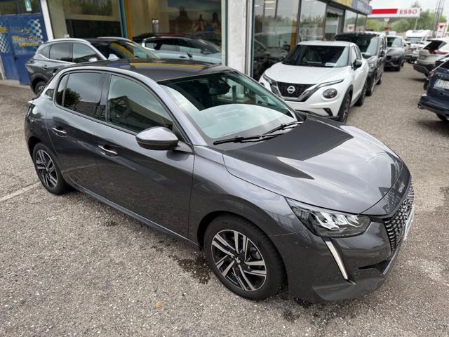 PEUGEOT 208 usata, con Sedile posteriore sdoppiato