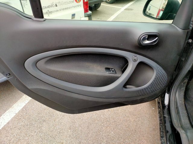 SMART ForTwo usata, con Servosterzo