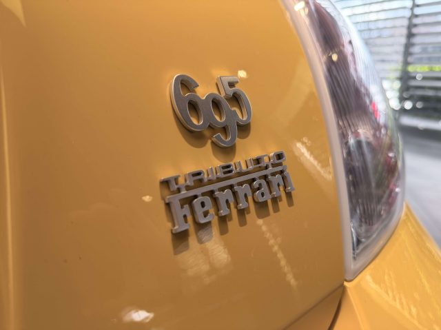 ABARTH 695 usata, con USB