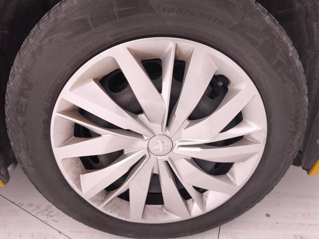 PEUGEOT 208 usata, con Hill holder