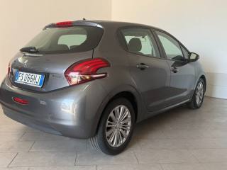 PEUGEOT 208 usata 4