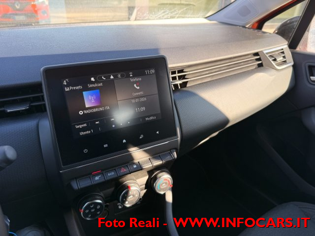 RENAULT Clio usata, con Fari LED