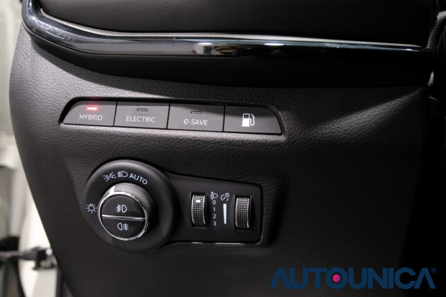 JEEP Compass usata, con USB