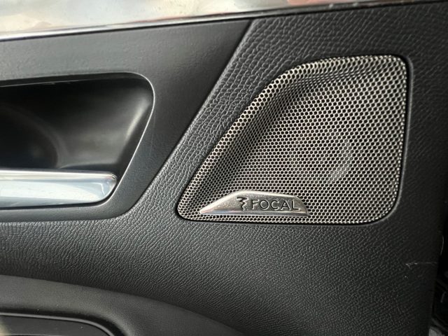 PEUGEOT 3008 usata, con Sensori di parcheggio posteriori