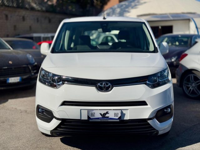 TOYOTA Proace City usata, con Airbag