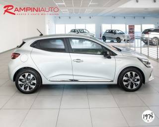 RENAULT Clio usata, con Autoradio