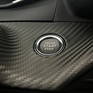 PEUGEOT 2008 usata, con Luci diurne LED