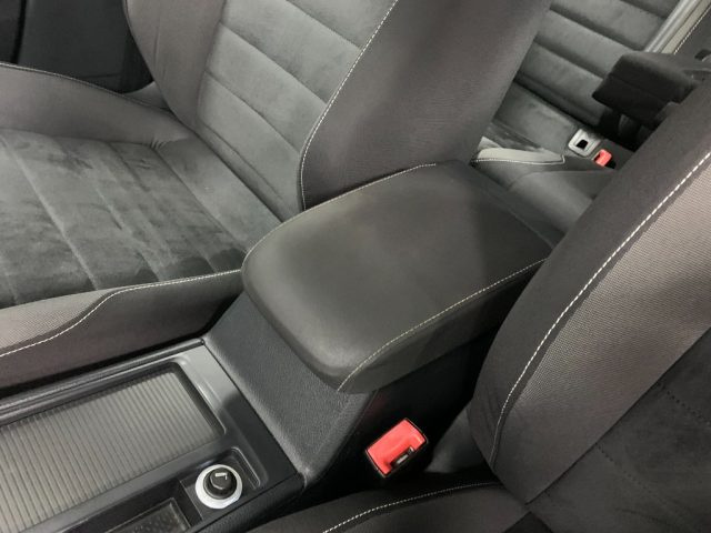 VOLKSWAGEN Golf usata, con Bluetooth