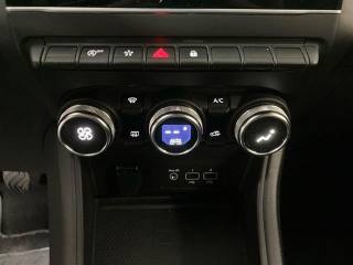 RENAULT Captur usata, con Hill holder