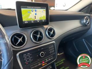 MERCEDES-BENZ GLA 200 usata, con Tettuccio apribile