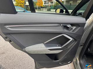 AUDI Q3 usata, con Park Distance Control