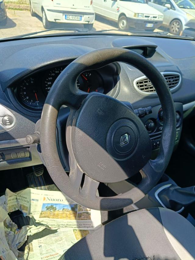 RENAULT Clio usata, con Airbag Passeggero