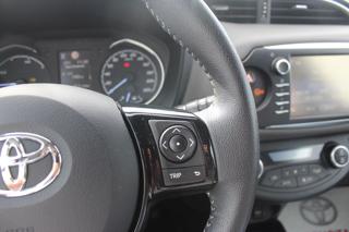 TOYOTA Yaris usata 17
