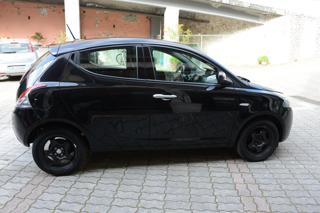 LANCIA Ypsilon usata, con Autoradio