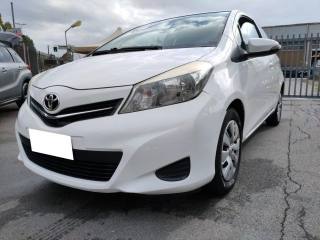 TOYOTA Yaris usata, con Airbag laterali