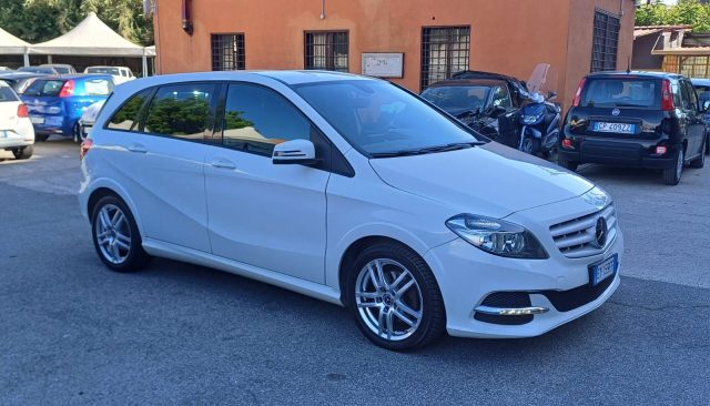 MERCEDES-BENZ B 200 usata, con Airbag
