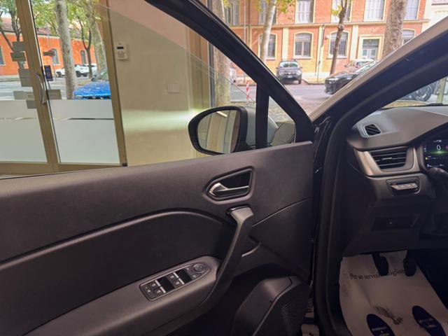 RENAULT Captur usata, con Autoradio