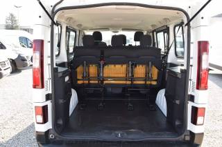 RENAULT Trafic usata, con Fari LED