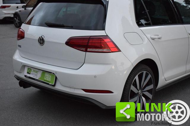 VOLKSWAGEN Golf usata, con Autoradio
