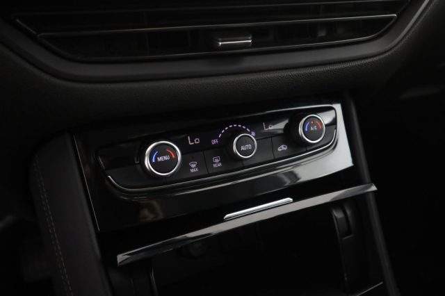 OPEL Grandland usata 11