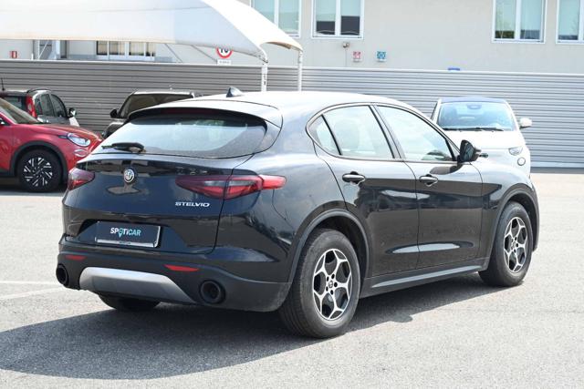 ALFA ROMEO Stelvio usata, con Alzacristalli elettrici