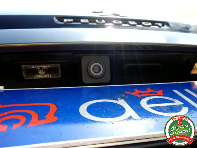 PEUGEOT 3008 usata, con Sensore di luce