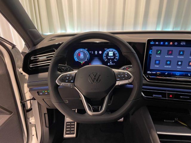 VOLKSWAGEN Tiguan usata, con Boardcomputer