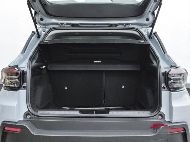 JEEP Avenger usata 8