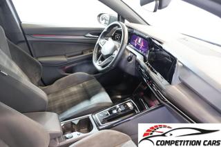 VOLKSWAGEN Golf usata, con Autoradio