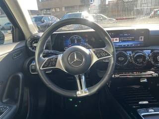 MERCEDES-BENZ A 180 usata, con Chiusura centralizzata
