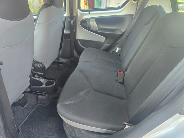TOYOTA Aygo usata 42