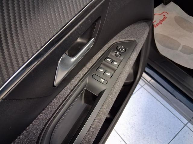 PEUGEOT 3008 usata, con Servosterzo
